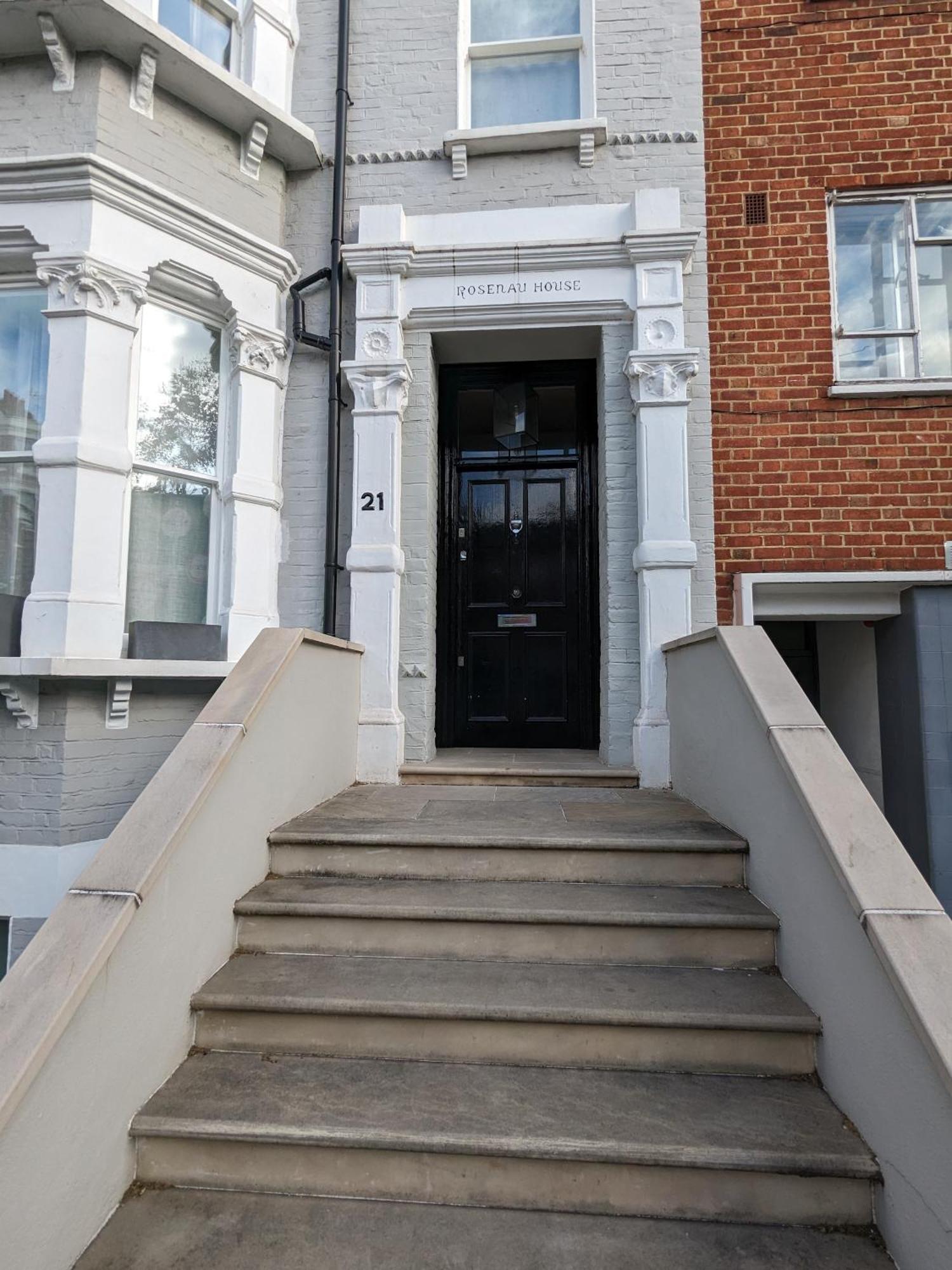 Charming Bright 2-Bed Heritage Flat, Battersea Park, London Apartment
