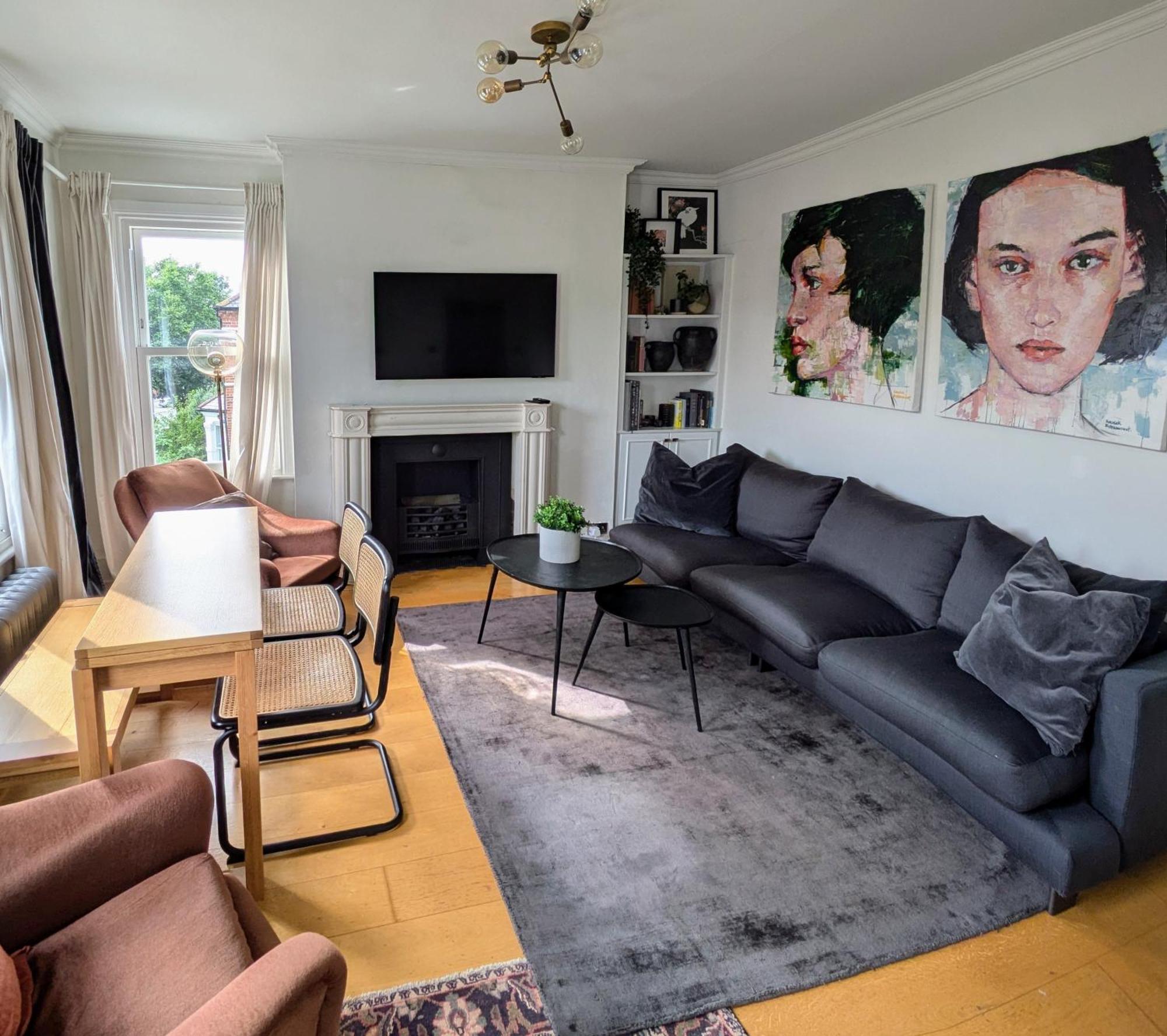 Charming Bright 2-Bed Heritage Flat, Battersea Park, London * London
